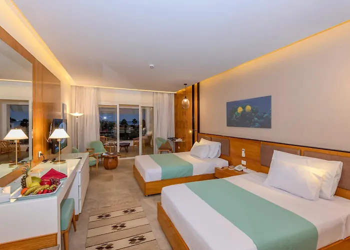 Resort Lahami Bay