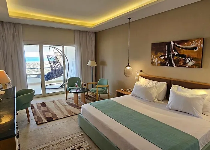 Lahami Bay Râs Banâs