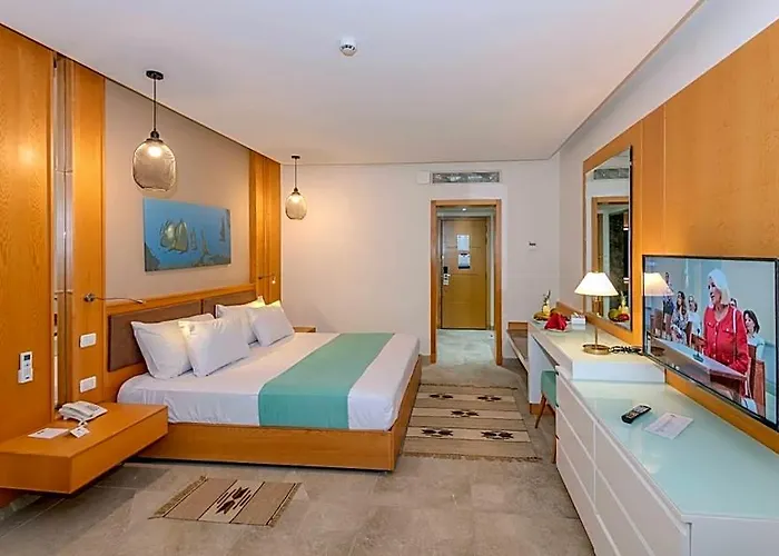 Lahami Bay 4*