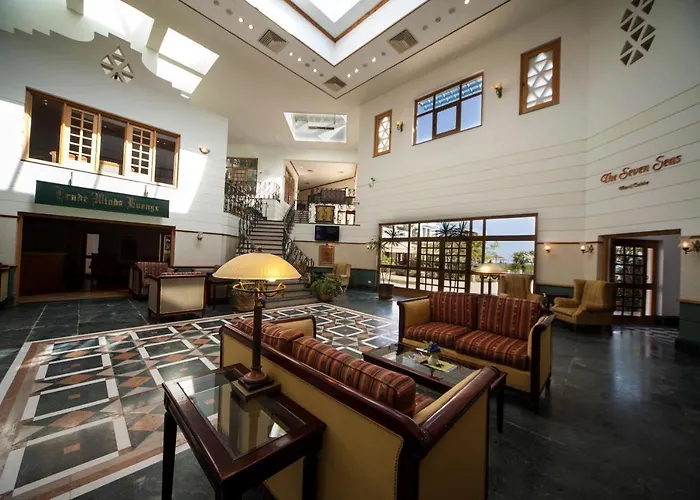 Lahami Bay Resort 4*
